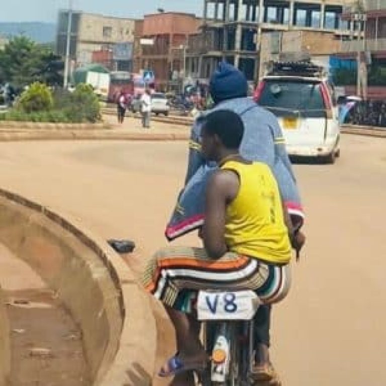 LOVERS-BODABODA-300x300